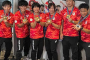 レスリング五輪メダリストが握手＆撮影イベントで競技をPR—パリ五輪の熱気を次世代へ