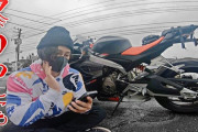 【事件】バイク系YouTuber、コンビニ駐車場でヘルメットを盗まれる「人の皮被った悪魔かお前」