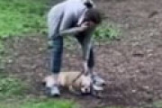 【動画】 犬のノーリードを注意された黒人男性と口論、警察呼んだ白人女性を勤務先が解雇　真相を捉えた動画が拡散され全米騒然