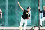 【朗報】阪神・山本昌臨時コーチ、藤浪の制球難を解消「抜け球ない」復活ロードへ合格点