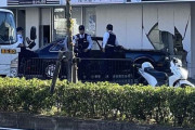 「車に乗っていない」薬局に車で突っ込んだ97歳男性が供述