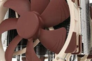 Ryzen 9 3900XにNoctua NH-D14使ってるんだけどアイドル時の温度が高い気がする