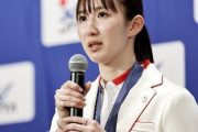 記者「早田選手はどこに行きたいですか？(ディズニーかUSJやろな)」早田ひな「特攻資料館」