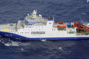【社会】中国の調査船 沖ノ鳥島周辺EEZ内で活動確認 海保が警戒続ける