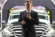 イーロン・マスク氏「日本でもっとテスラ売りたい…」