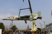 退役したF-1戦闘機256号機が防府北基地で圧巻の離陸？…お引越しの様子を公開