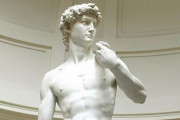 初めて知る人が驚くミケランジェロのダビデ像に関する雑学
