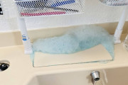 トイレのタンクから泡が止まらなくてやべえ！！助けろゴミども！！（※画像あり）