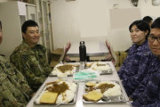 【画像】海上自衛隊のカレーｗｗｗｗｗｗ