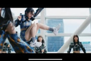 【SKE48】佐藤佳穂、空中でこのポーズすごいな！ ラムちゃんみたいだ！