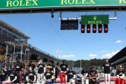 【F1】レース前に人種差別に一斉抗議も6人が膝をつかず　ハミルトンは不満