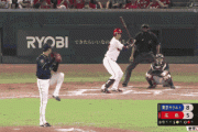 ヤクルト廣岡がプロ初の1試合2発！守備でも強肩を見せる！