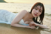 【日向坂46】佐々木美玲、夕暮れビーチでびしょ濡れカット解禁！！！！