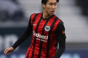 鎌田大地、絶妙股抜きクロスで同点アシスト！今季4アシスト目！長谷部、大迫も出場のフランクフルト対ブレーメンは1-1ドロー（関連まとめ）