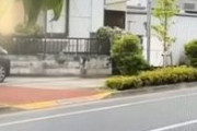 【画像】大人気バイクYouTuberさん、追い込まれる・・・・・・・・・