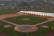 大谷翔平と吉田正尚が出場のレッドソックス対エンゼルス戦、雨が強くなり一時中断