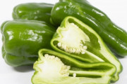 【愚痴】野菜炒めも肉詰めも種だらけだわ。まずかないが俺はプチプチするの嫌いなんだよ