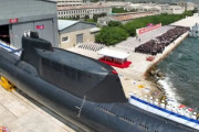 北朝鮮の弾道ミサイル潜水艦「新浦C級」が再び停泊地に…整備を終えたようだ！