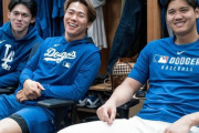 【MLB】大谷翔平＆山本由伸＆佐々木朗希〝初スリーショット〟公開　日米ファン歓喜「大谷さんだけサイズが…」