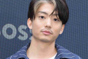 伊藤健太郎、肉体美際立つトレーニング中ショット公開「完璧なシックスパック」「バッキバキ」反響続々