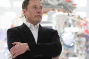 イーロン・マスク氏、純資産3000億ドル（約34兆円）に迫る