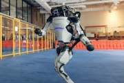 ボストン・ダイナミクスのロボットたちが60年代のダンスを披露。