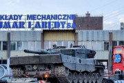ポーランド国防相、国内の修理拠点がウクライナ軍のレオパルト2受け入れを開始