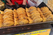 金の魚になった「たい焼き」…韓国で値上げ、それでも消費者「おおむね理解」 [10/30]