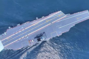 中国の最新空母「福建」、米アナリストらの見方は？…米最新空母と比較すると！