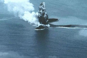 【海底火山】硫黄島沖に誕生の新島…今月初旬より50メートルほど拡大