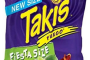 アメリカよりお菓子「Takis」を輸入した