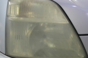 黄ばんだヘッドライトは今後車検が通らなくなる？