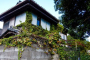 【何これ凄い…】帰り道で見た『謎の家』の事が結局わからずじまい。こんな事本当にあるんだな、不思議すぎる