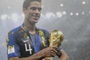 元フランス代表DFヴァランが現役引退を表明…レアルで18個のタイトル獲得、2018年にはW杯制覇