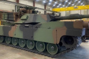 ポーランド向け米国製M1「エイブラムス」戦車お披露目…引き渡しは4月を予定！