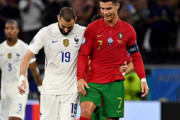 【EURO2020】C・ロナウドはHTにベンゼマとユニ交換、試合終了後に渡した相手は？
