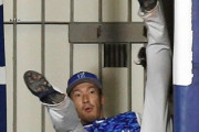 プロ野球3大未解決事件「利き手はやめろブルガリア」「消えた梶谷」「おかわり饅頭盗難事件」