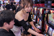 【噂】演者来店は早ければ年明けにも終焉？3代目現役設定師さん「全廃・月1回・週1回のいずれかからスタートしそう」