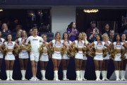 【米国】NFLバイキングス男性チアリーダー採用にファンが反発「男性が女性みたいに振る舞うのは嫌だ」の声