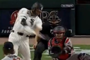 【海外の反応】村上宗隆野手が２戦連発で第１９号ホームランを放ちジャッジに２本差をつけて球場が大歓声に包まれる！