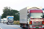 厚労省「長距離トラックは4時間運転したら30分休め」→パーキングエリアがパンク状態へ