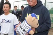 【朗報】野球部が坊主をやめて練習中に音楽かけた結果→甲子園初出場www
