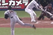 【動画】 ヤクルト高津監督、巨人・大勢の超クイック投球にぼうぜん・・ ボークではないかと審判に視線も判定変わらず ← これどうなの・・