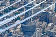 ブルーインパルス、５月の東京上空飛行の舞台裏　飛行中も唱え続けた「落ち着け」「冷静に」  [8/16]