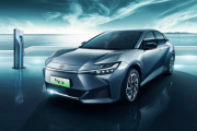 トヨタ、中国BYDと共同開発した600km走れる新型EV「bZ3」を正式発表