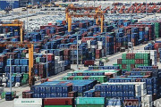 内需育てる気がない？　〜　韓国輸出、年初来で7094億ドル　昨年通年の過去最高を上回る