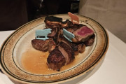 【画像】Tボーンステーキ食べてきた🤗
