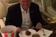 【画像】エアフォースワン（アメリカ大統領機）の機内食ｗｗｗｗｗｗ