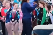 【動画】 黒人の少女にだけメダルを渡さない衝撃動画が大炎上　アイルランド体操協会が釈明