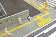 「歩道」と「標識」がガチャフィギュアになって登場！「1/64歩道＆標識コレクション」